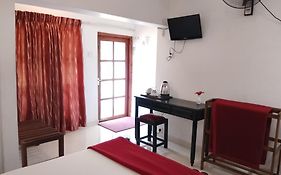 Imaaga Kandy Residence